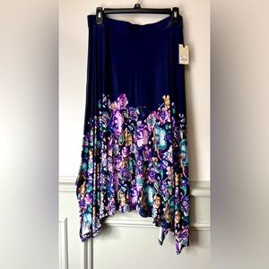 Women’s Dana Buchman Sharkbite long skirt